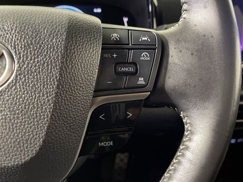Certified 2025 Toyota Camry SE FWD image 27