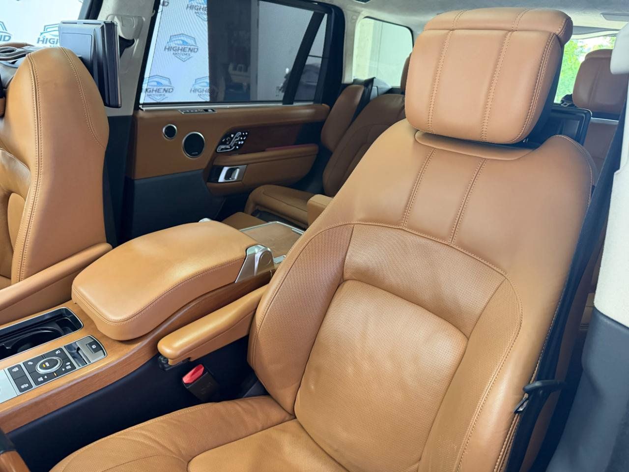 Used 2020 Land Rover Range Rover Long Wheelbase Autobiography AWD/4WD image 18
