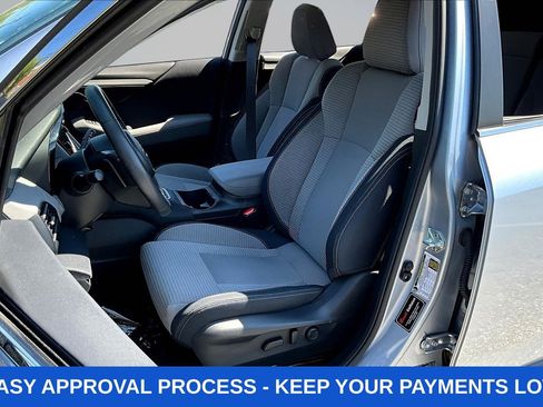 Used 2023 Subaru Outback Premium AWD/4WD image 27