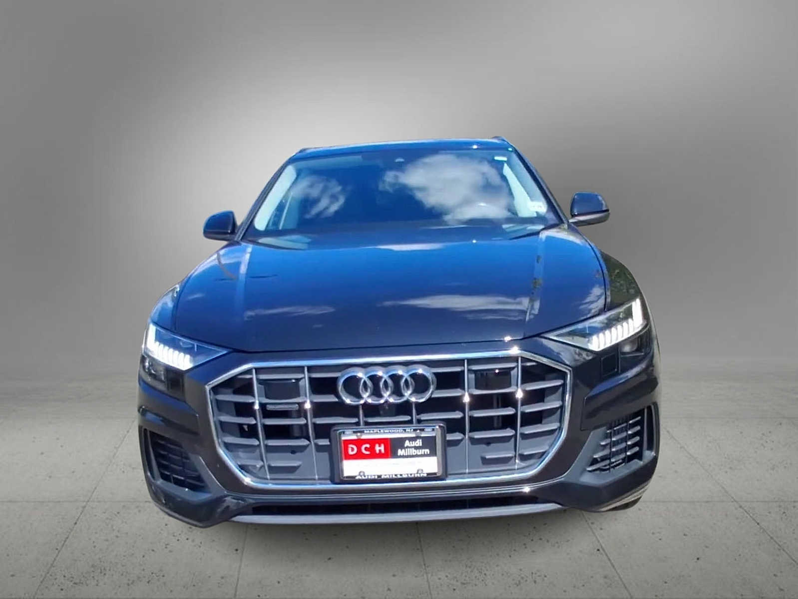 Used 2023 Audi Q8 Premium Plus AWD/4WD image 3