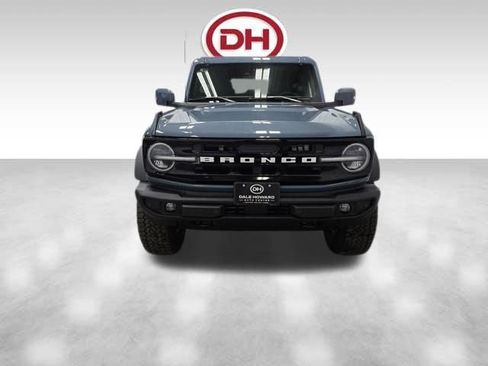 New 2025 Ford Bronco Outer Banks w/ Sasquatch Package image 15