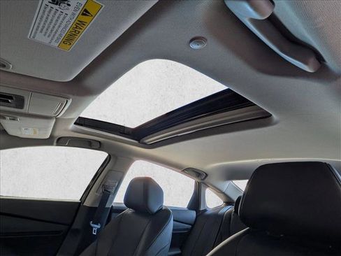 Used 2024 Honda Accord Touring image 17