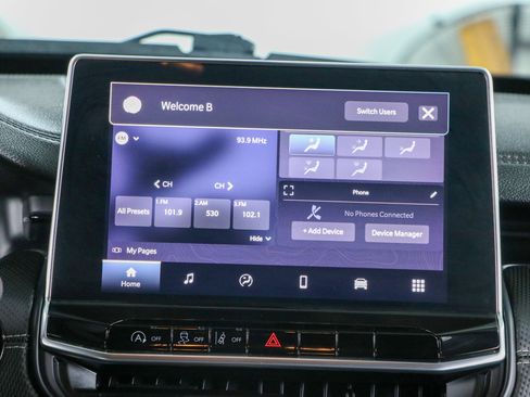 Used 2022 Jeep Compass Latitude FWD image 19