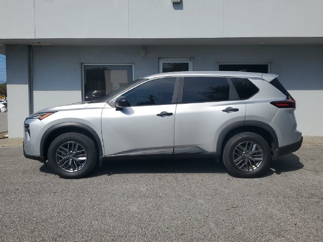 Certified 2024 Nissan Rogue S FWD image 10