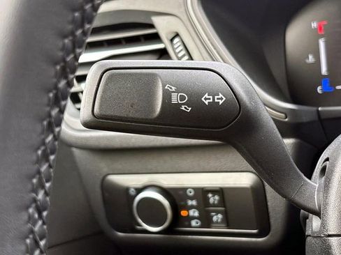 Used 2025 Ford Escape Active w/ Cold Weather Package image 27