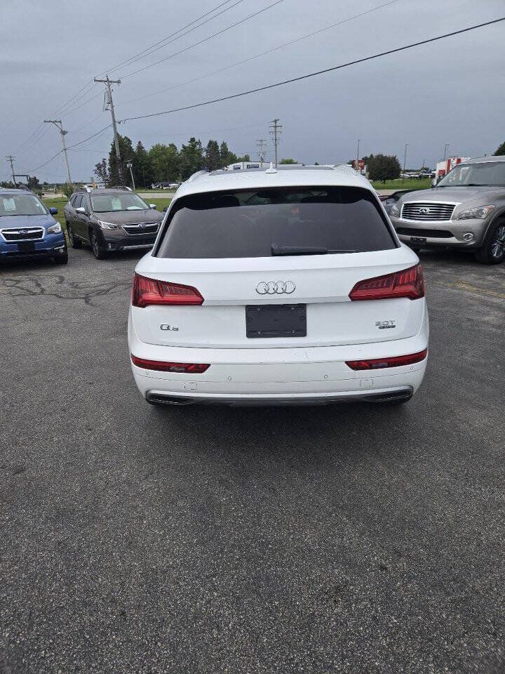 Used 2018 Audi Q5 2.0T Premium Plus w/ Premium Plus Package AWD/4WD image 6