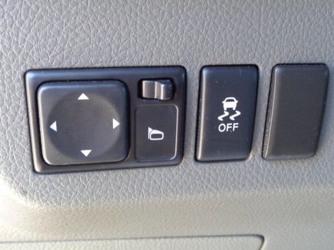 Used 2019 Nissan NV 3500 SL image 29