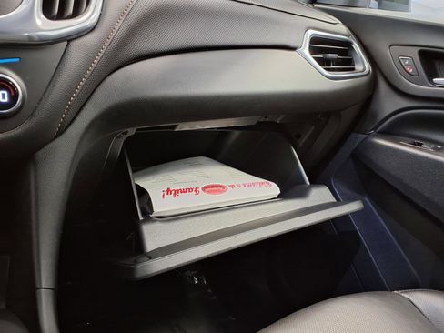 Used 2019 Chevrolet Equinox Premier FWD image 26