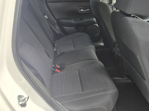 Certified 2025 Honda HR-V LX image 15