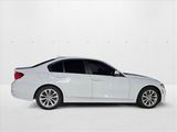 Used 2017 BMW 320i Sedan image 4