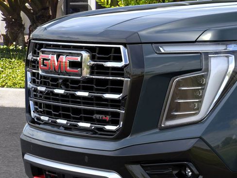 New 2026 GMC Yukon XL AT4 AWD/4WD image 13
