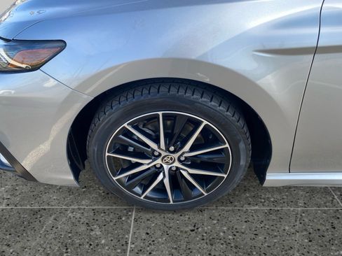Used 2024 Toyota Camry SE FWD image 14