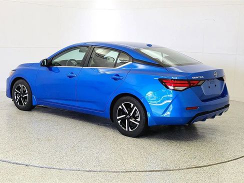 Used 2024 Nissan Sentra SV FWD image 5