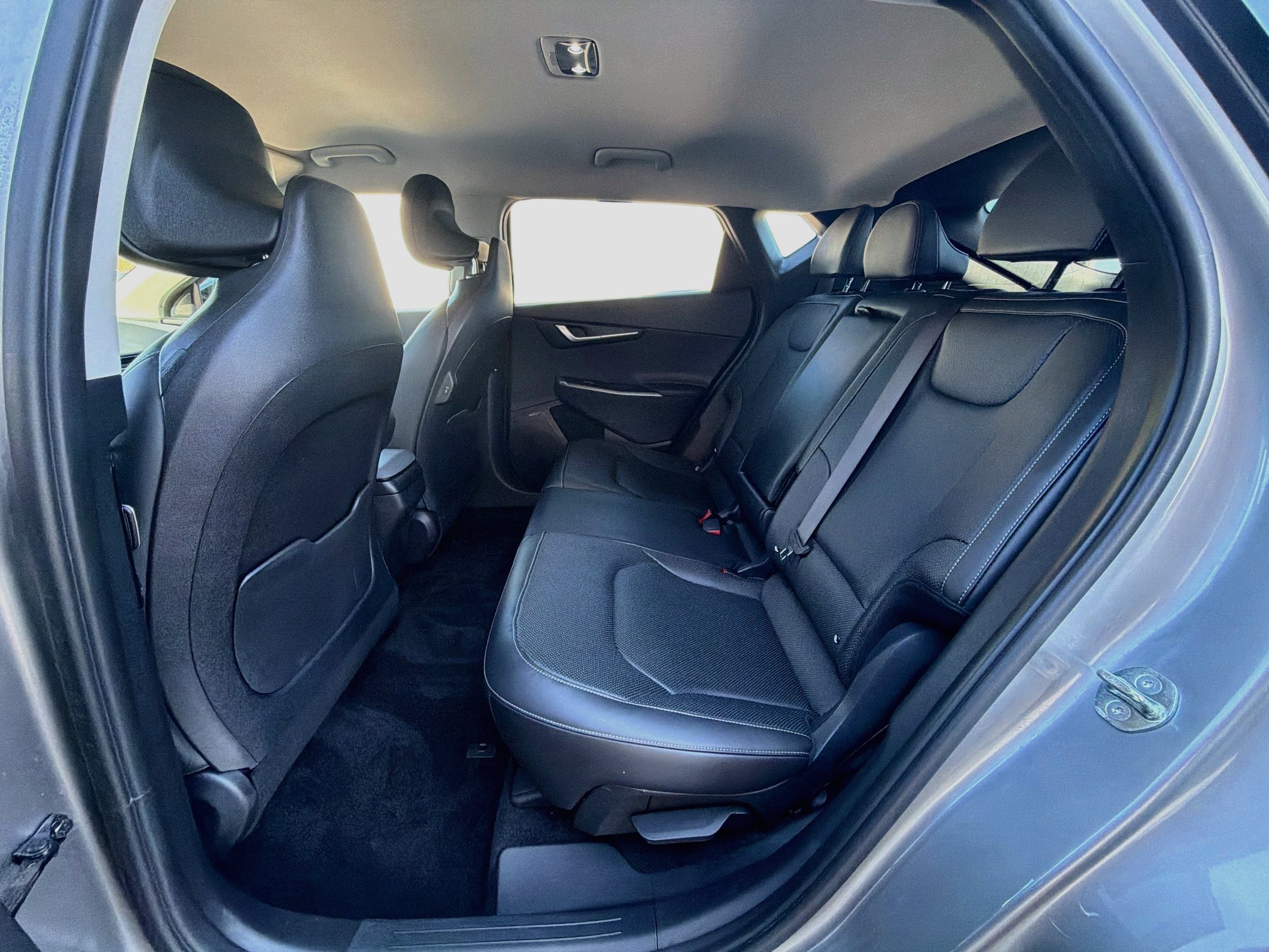 Used 2023 Kia EV6 Wind AWD/4WD image 28