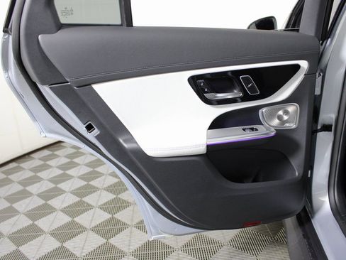 Used 2026 Mercedes-Benz GLC 300 4MATIC image 27