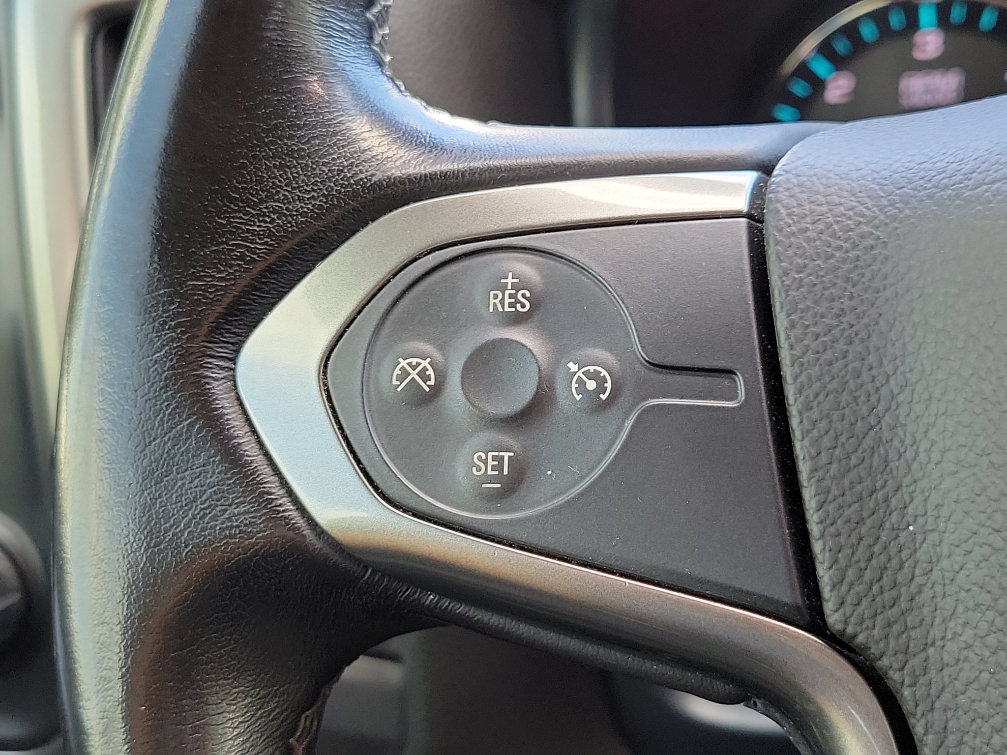 Used 2019 Chevrolet Silverado 1500 LT w/ All Star Edition AWD/4WD image 11