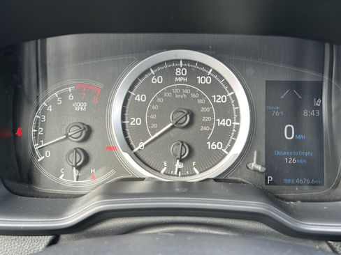 Used 2021 Toyota Corolla LE FWD image 21
