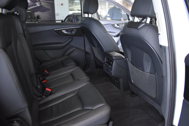 Used 2023 Audi Q7 3.0T Premium AWD/4WD image 26