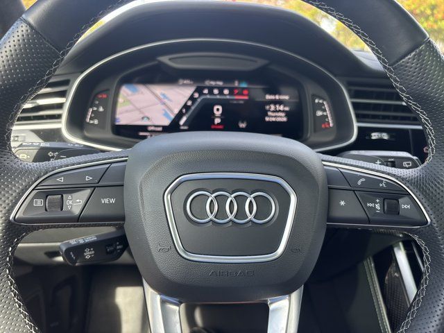 Used 2022 Audi SQ8 Prestige AWD/4WD image 33