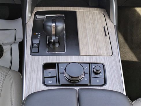 Used 2024 MAZDA CX-90 3.3 Turbo w/ Preferred Package image 16