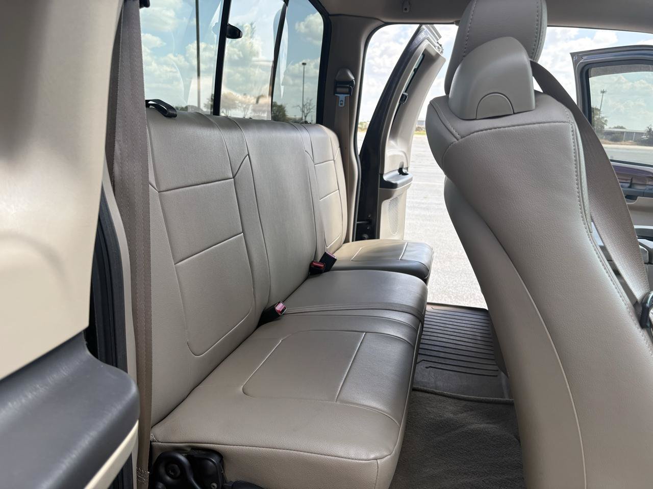 Used 2006 Ford F250 Lariat AWD/4WD image 28