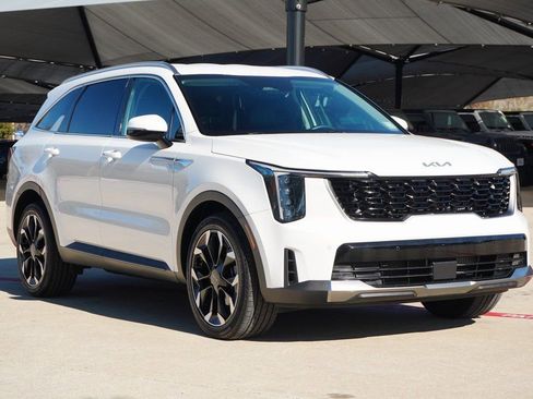 Used 2025 Kia Sorento EX image 6