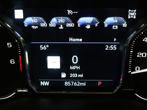 Used 2021 GMC Yukon Denali w/ Denali Premium Package AWD/4WD image 13