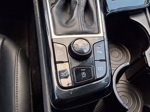 Used 2024 Kia Sportage EX FWD image 25