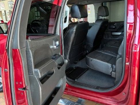 Used 2018 Chevrolet Silverado 1500 LT w/ All Star Edition image 29