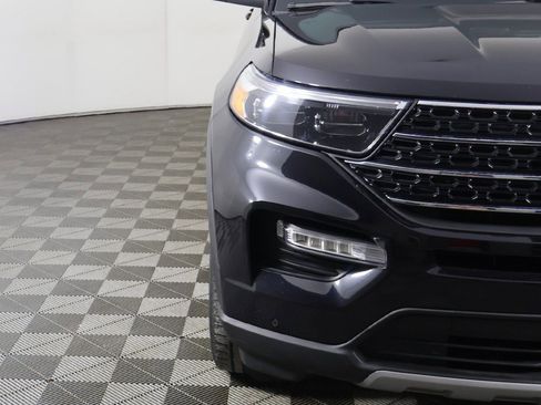 Used 2023 Ford Explorer XLT w/ Equipment Group 202A image 13