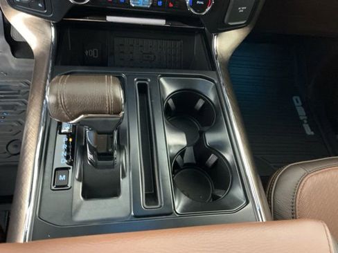 Certified 2025 Ford F150 King Ranch AWD/4WD image 23