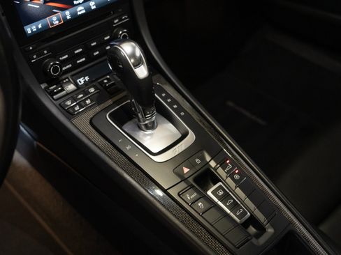 Certified 2019 Porsche 911 Turbo S AWD/4WD image 22