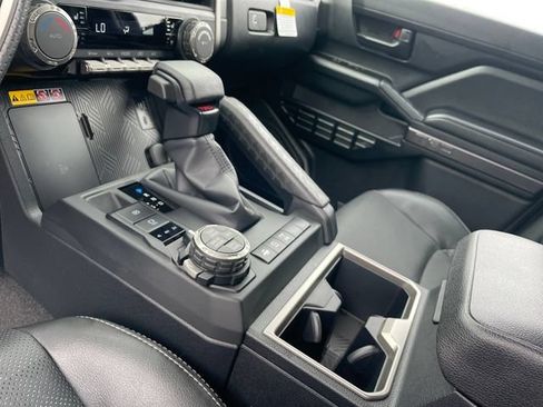 New 2026 Toyota 4Runner TRD Off-Road Premium AWD/4WD image 24