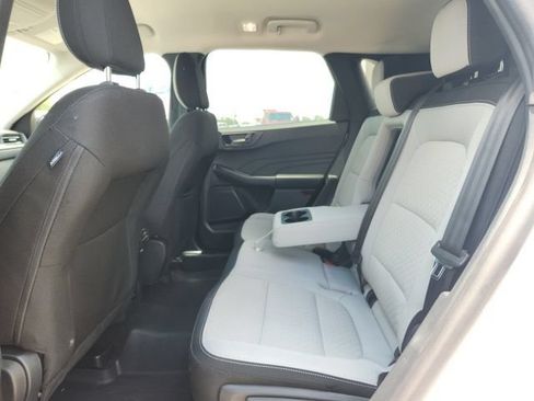Used 2025 Ford Escape Active w/ Tech Pack #1 FWD image 19