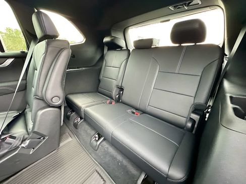 New 2026 GMC Acadia Elevation w/ Elevation Premium Package FWD image 28