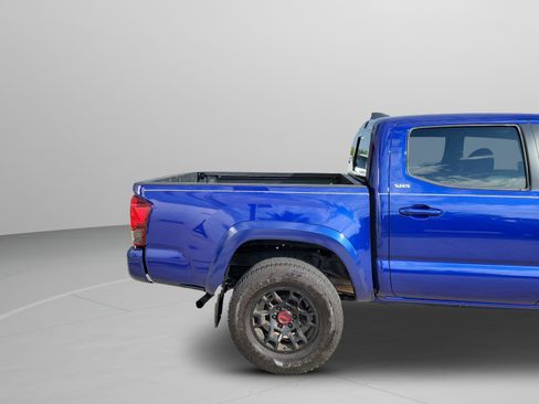 Used 2023 Toyota Tacoma SR5 w/ Technology Package AWD/4WD image 27