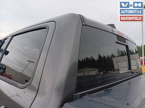 Used 2022 RAM 1500 Big Horn AWD/4WD image 10