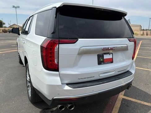 Used 2021 GMC Yukon Denali w/ Denali Premium Package AWD/4WD image 4