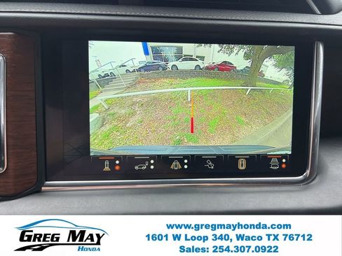 Used 2023 GMC Yukon XL Denali Ultimate AWD/4WD image 33