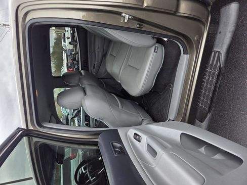 Used 2013 Toyota Tacoma PreRunner image 19