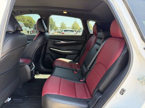 Used 2025 INFINITI QX50 Sport AWD/4WD image 27
