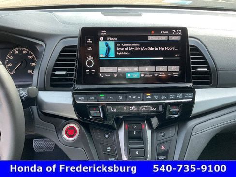 Used 2026 Honda Odyssey EX-L image 39
