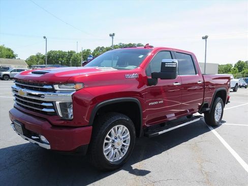 Used 2023 Chevrolet Silverado 2500 High Country w/ Technology Package AWD/4WD image 8