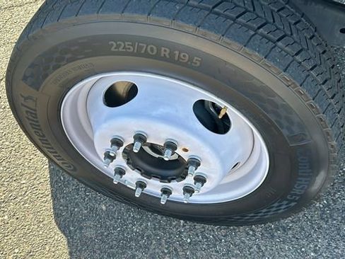 New 2024 Ford F450 XL image 10