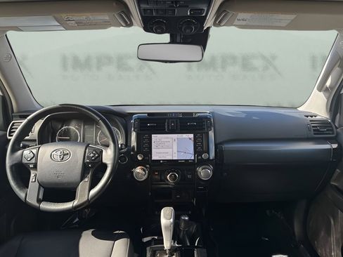 Used 2024 Toyota 4Runner TRD Off-Road Premium image 12