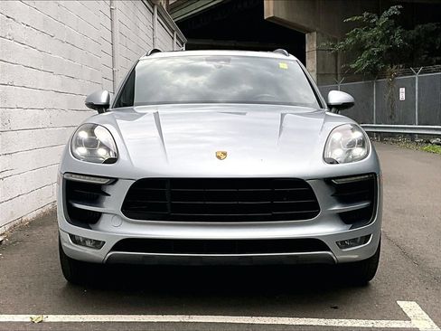 Used 2017 Porsche Macan GTS AWD/4WD image 8