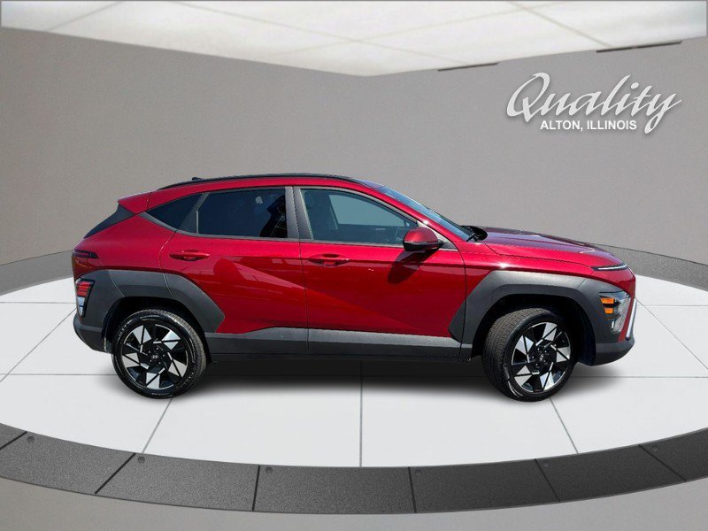 Used 2025 Hyundai Kona SEL AWD/4WD image 3