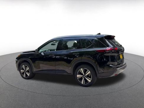 Used 2026 Nissan Rogue SL FWD image 10