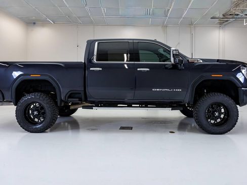 Used 2024 GMC Sierra 2500 Denali w/ Max Trailering Package AWD/4WD image 5