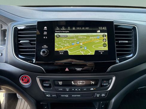 Certified 2023 Honda Passport TrailSport image 28